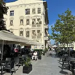 Apartment Polonia Residences 70- Locations -fabryczna Station, Piotrkowska Street -theatres -museums -ec1 Planetarium Lodz