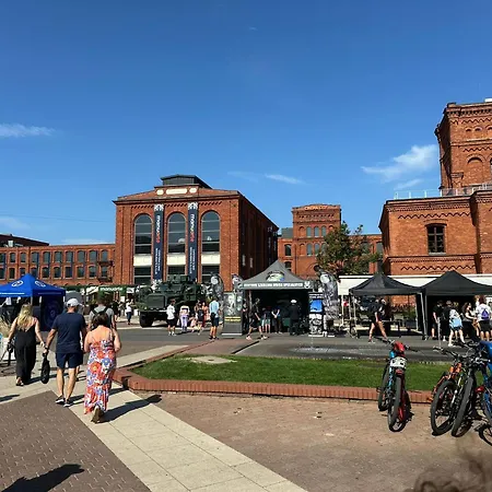 Polonia Residences 70- Locations -fabryczna Station, Piotrkowska Street -theatres -museums -ec1 Planetarium * Łódź