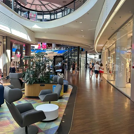 Polonia Residences 70- Locations Apartment