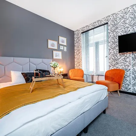 Polonia Residences 70- Locations