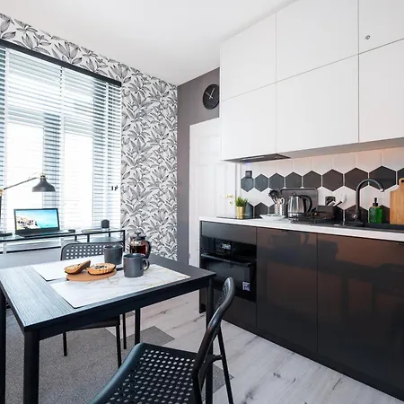 Polonia Residences 70- Locations * Lodz (Lodz)
