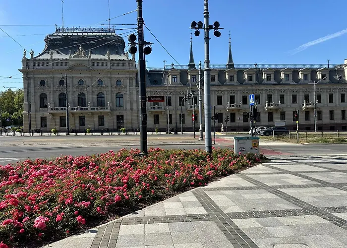 Apartamento Polonia Residences 70- Locations -fabryczna Station, Piotrkowska Street -theatres -museums -ec1 Planetarium Łódź