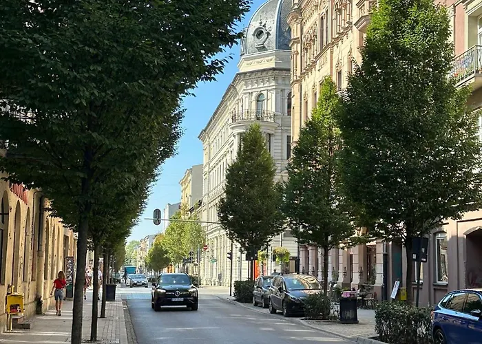 Apartamento Polonia Residences 70- Locations -fabryczna Station, Piotrkowska Street -theatres -museums -ec1 Planetarium *